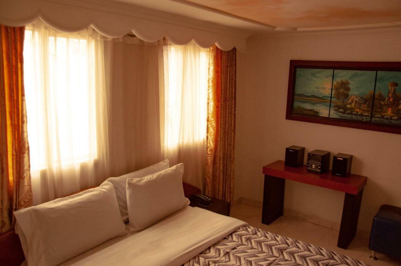 La Gran Fortaleza B&B Богота Экстерьер фото